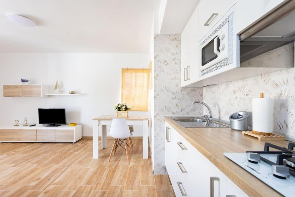 Vivienda Vacacional Rosaini ลอส กริสเตียนอส ภายนอก รูปภาพ
